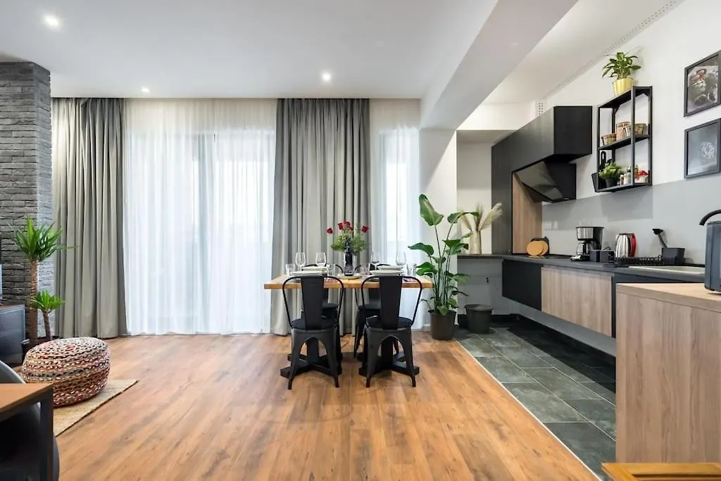 Central 17 Apartment - New Building & Parking Bucharest