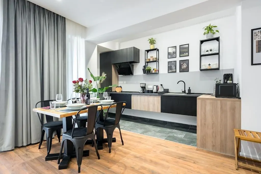 Central 17 Apartment - New Building & Parking Bucharest