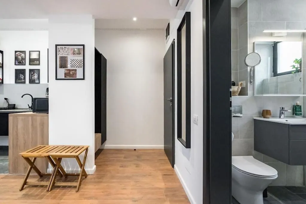 Central 17 Apartment - New Building & Parking 부쿠레슈티 0*,